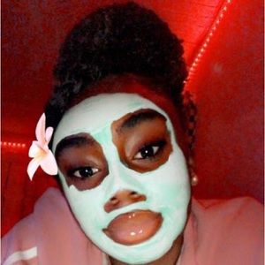 Meet your Posher, Kemaja